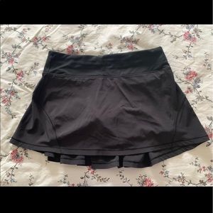 lululemon circuit breaker skirt